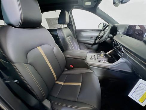 New 2025 MAZDA CX-90 Plug-In Hybrid w/ Premium Plus image 21