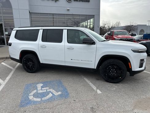 New 2026 Jeep Grand Wagoneer L Limited image 36