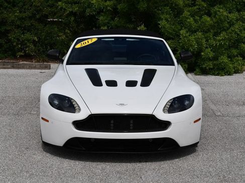 Used 2017 Aston Martin V12 Vantage S RWD image 47
