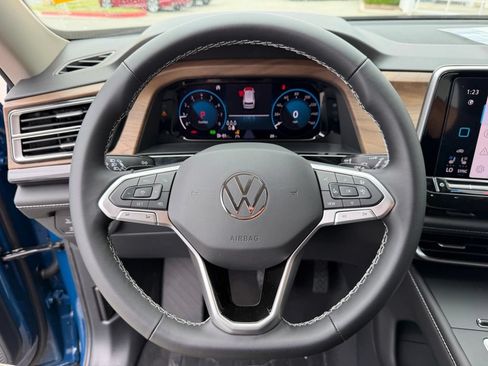 New 2026 Volkswagen Atlas SE FWD image 22