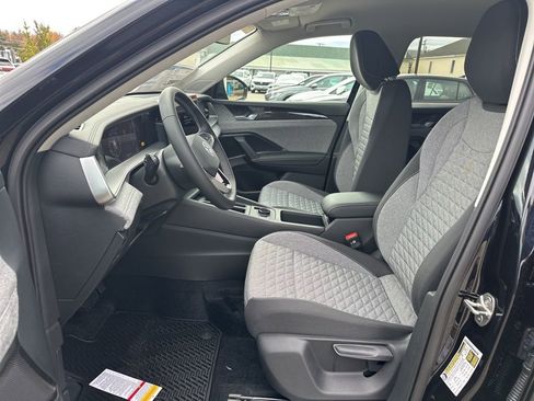 New 2026 Volkswagen Tiguan S image 9