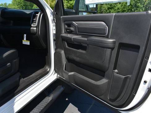 New 2026 RAM 2500 Tradesman AWD/4WD image 26