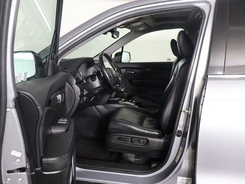 Used 2018 Honda Pilot Elite image 32