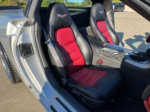 Used 2007 Chevrolet Corvette Coupe w/ Preferred Equipment Group image 45