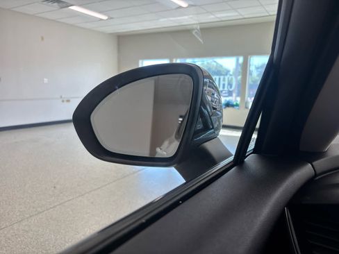 Used 2023 Buick Envision Essence w/ Technology Package I image 24