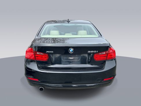 Used 2014 BMW 320i xDrive Sedan AWD/4WD image 4