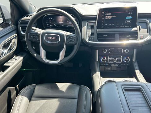 Used 2023 GMC Yukon SLT w/ SLT Luxury Package RWD image 11