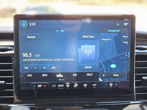 Used 2023 Ford Transit 350 XLT image 23