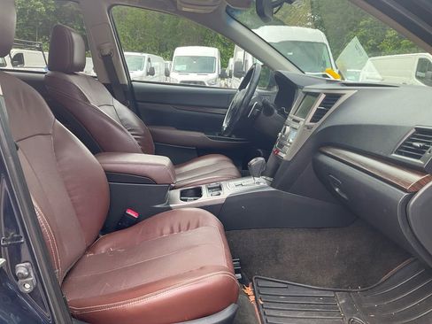 Used 2014 Subaru Outback 2.5i Limited AWD/4WD image 12