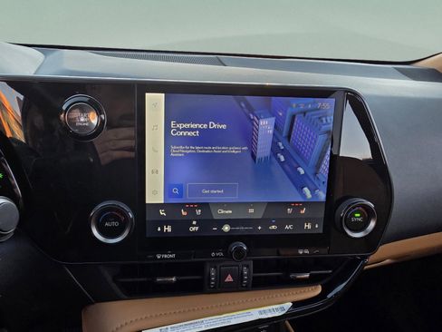 Used 2025 Lexus NX 250 FWD w/ Premium Package image 14