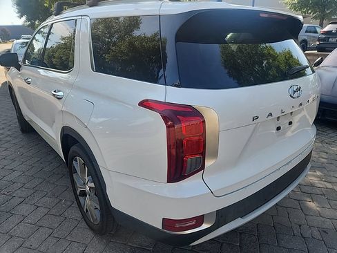 Used 2021 Hyundai Palisade SEL w/ Premium Package FWD image 5