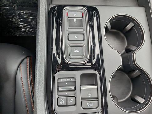 New 2025 Honda Pilot TrailSport image 17