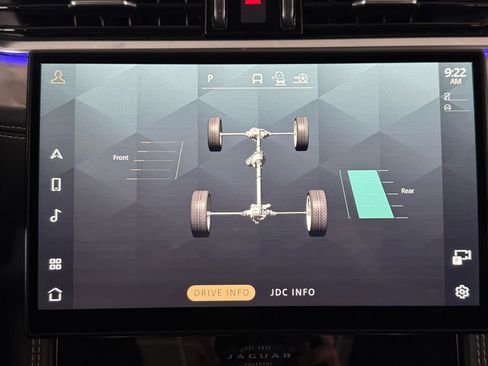 Used 2024 Jaguar F-PACE R-Dynamic S image 27