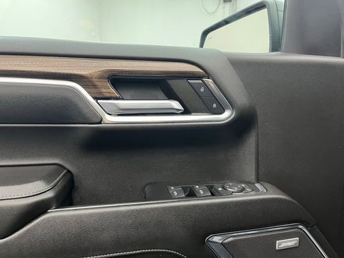 Used 2024 Chevrolet Silverado 1500 LT Trail Boss w/ LT Trail Boss Premium Package image 17