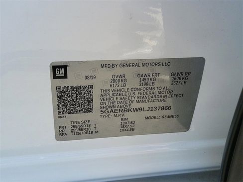 Used 2020 Buick Enclave Essence image 25