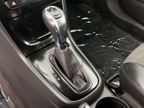 Used 2019 Buick Encore Preferred w/ Safety Package FWD image 27