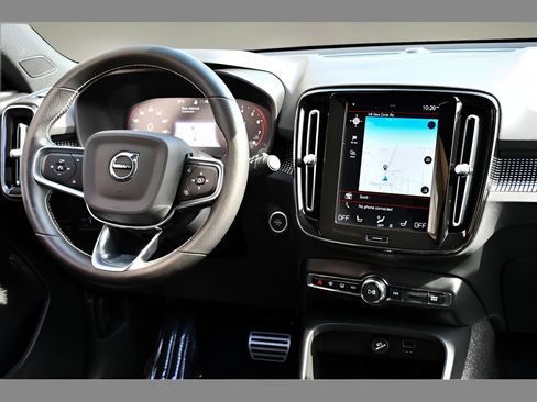 Used 2021 Volvo XC40 T5 R-Design w/ Advanced Package AWD/4WD image 18