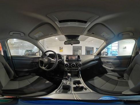 Used 2025 Nissan Sentra S image 42