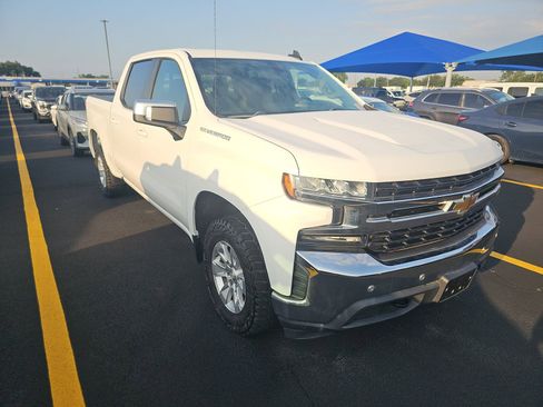 Used 2019 Chevrolet Silverado 1500 LT w/ Convenience Package RWD image 4