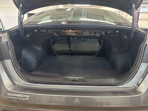 Used 2025 Nissan Altima 2.5 SV AWD/4WD image 21