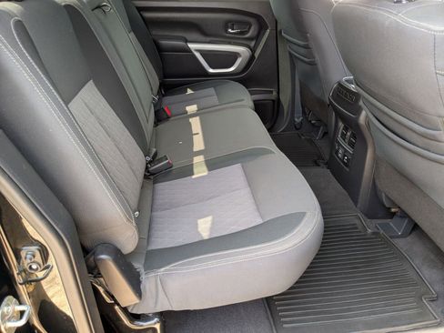 Used 2021 Nissan Titan SV w/ SV Convenience Package image 32