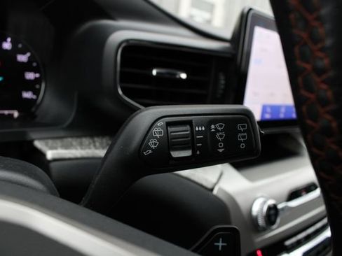Used 2022 Ford Explorer Timberline image 15