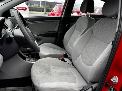 Used 2015 Hyundai Accent GLS image 16
