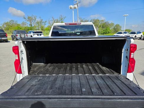 Used 2023 Chevrolet Silverado 1500 LT w/ Max Trailering Package AWD/4WD image 9