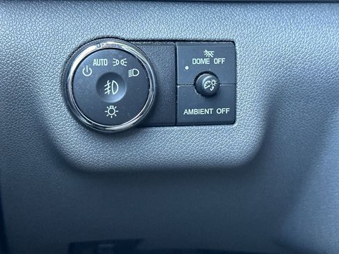 Used 2016 Chevrolet Traverse LT w/ Style and Technology Package AWD/4WD image 30