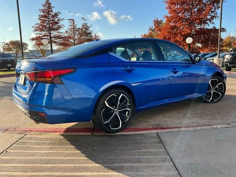 Used 2025 Nissan Altima 2.5 SR image 6