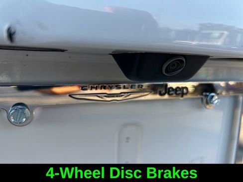 Certified 2023 Jeep Cherokee Altitude Lux AWD/4WD image 24