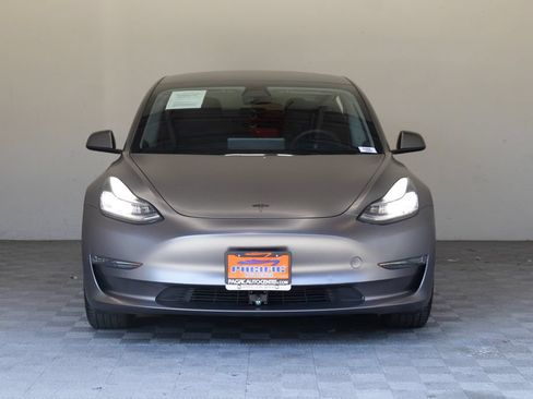 Used 2020 Tesla Model 3 Standard Range Plus RWD image 5