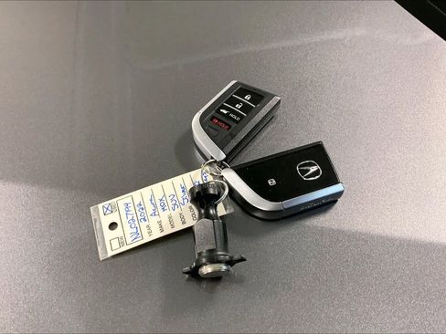 Used 2022 Acura MDX SH-AWD w/ Technology Package image 15