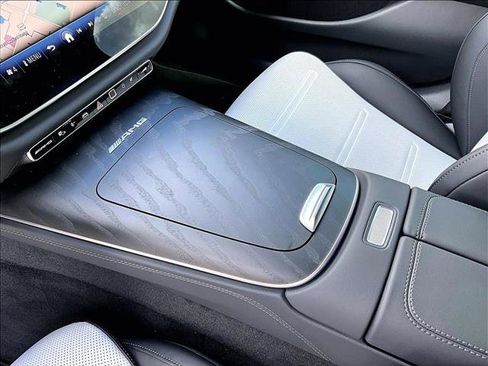 New 2026 Mercedes-Benz E 53 AMG e 4MATIC Sedan image 10