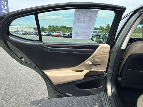 Used 2019 Lexus ES 350 w/ Premium Package FWD image 21