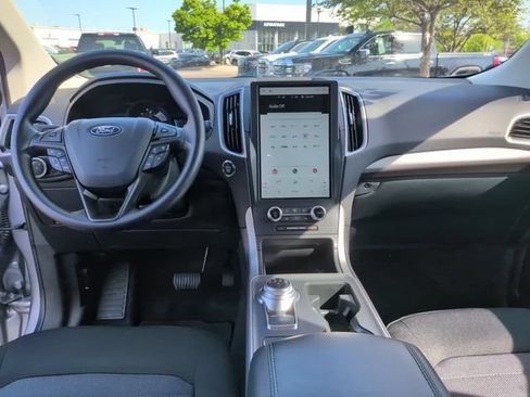 Used 2024 Ford Edge SE AWD/4WD image 31