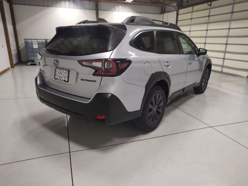 Used 2024 Subaru Outback Onyx Edition AWD/4WD image 12