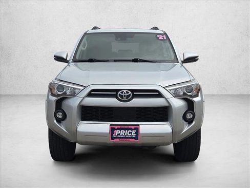 Used 2021 Toyota 4Runner SR5 Premium w/ Moonroof Package image 2