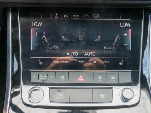Used 2021 Audi Q8 Premium w/ Convenience Package AWD/4WD image 23