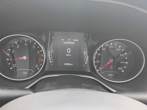 Used 2019 Jeep Compass Latitude w/ Cold Weather Group AWD/4WD image 12