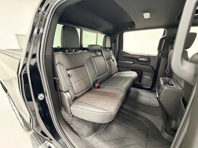 Certified 2024 Chevrolet Silverado 1500 High Country w/ High Country Premium Package AWD/4WD image 26