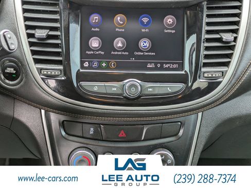 Used 2020 Chevrolet Trax LT w/ Redline Edition image 15