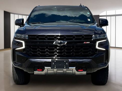 Used 2024 Chevrolet Tahoe Z71 w/ Z71 Off-Road Package AWD/4WD image 3