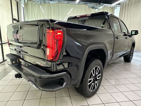 Certified 2022 GMC Sierra 1500 AT4 w/ AT4 Preferred Package AWD/4WD image 5