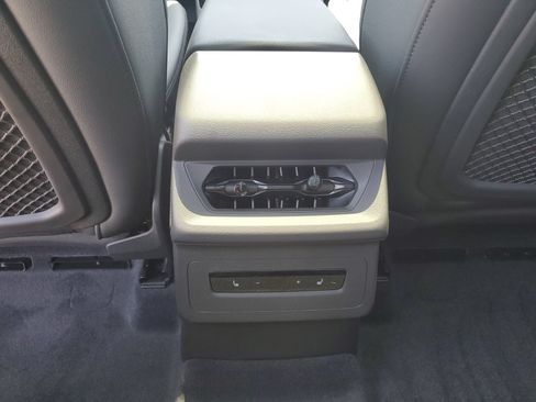 New 2027 Audi Q6 e-tron Premium Plus AWD/4WD image 12