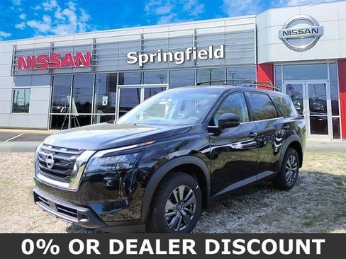 New 2025 Nissan Pathfinder SV w/ Cargo Package image 3