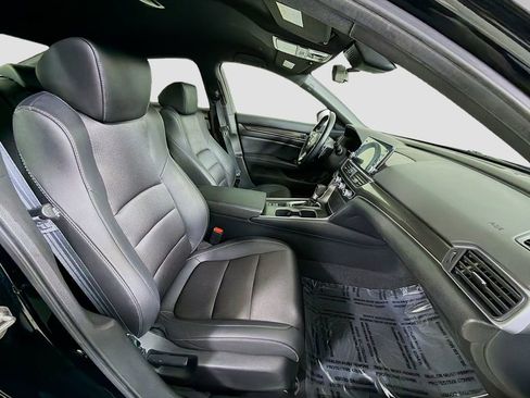 Used 2020 Honda Accord Sport image 27