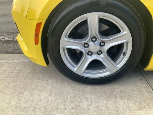 Used 2018 Chevrolet Camaro LT image 10