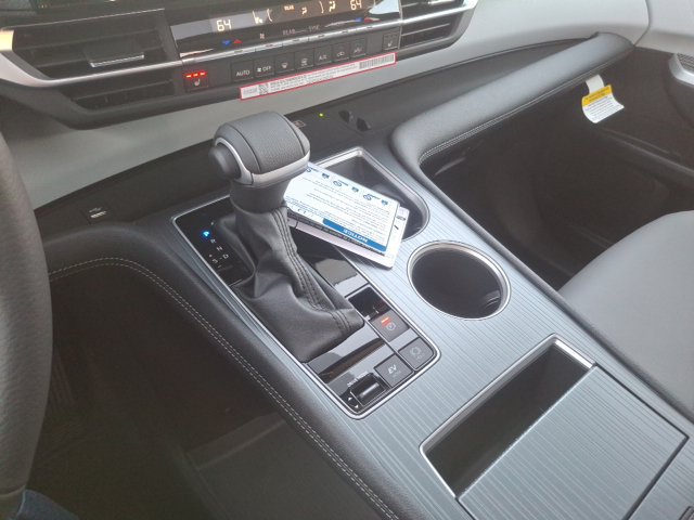 New 2026 Toyota Sienna XLE AWD/4WD image 23