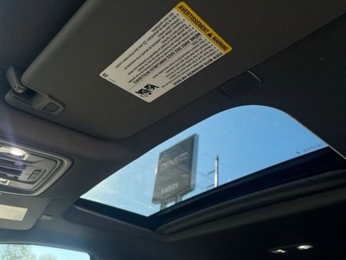 New 2026 GMC Sierra 1500 Denali w/ Denali Reserve Package image 17